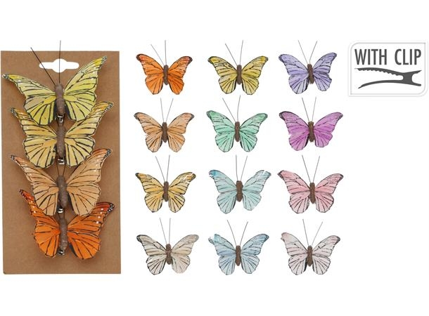 Søte dekorsommerfugler. Måler 6x9cm. Kommer i pakke på 4 sommerfugler i assorterte farger. 