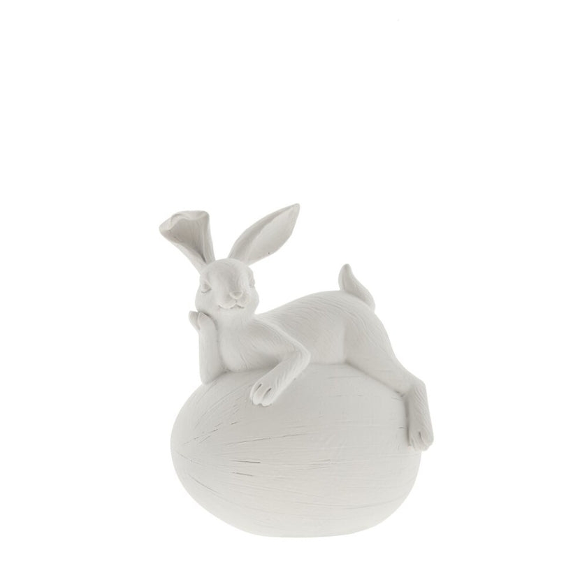 Søt kaninfigur fra Lene Bjerre. Måler L xB 10,5 xH 16 cm.